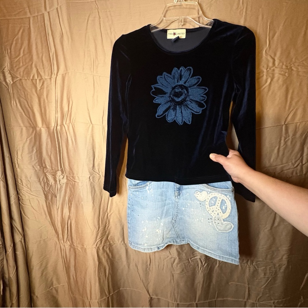 Limited Too Teen Girls Y2K Outfit Denim Skirt peace sign and Velour Flower Sz 14